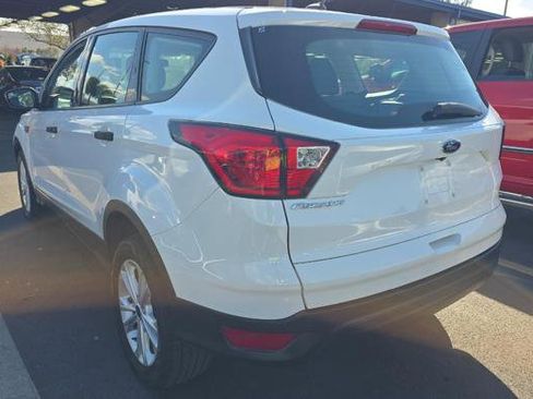 Used 2019 Ford Escape S image 6