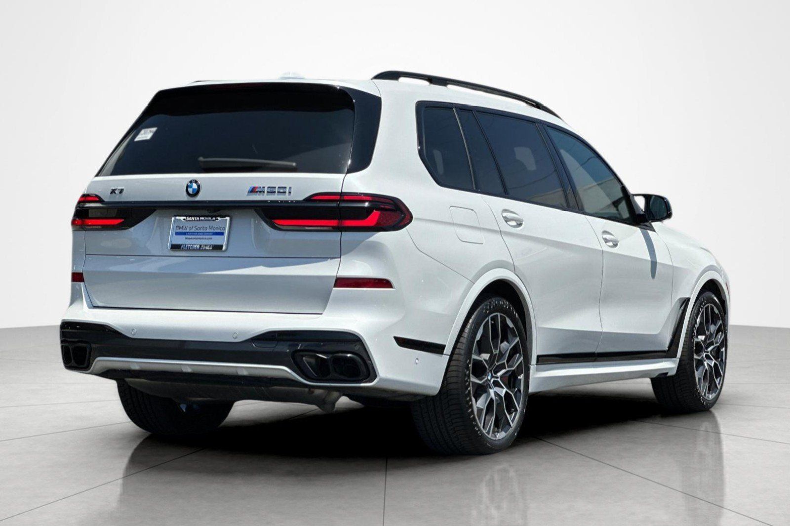 Used 2024 BMW X7 M60i w/ Executive Package AWD/4WD image 5