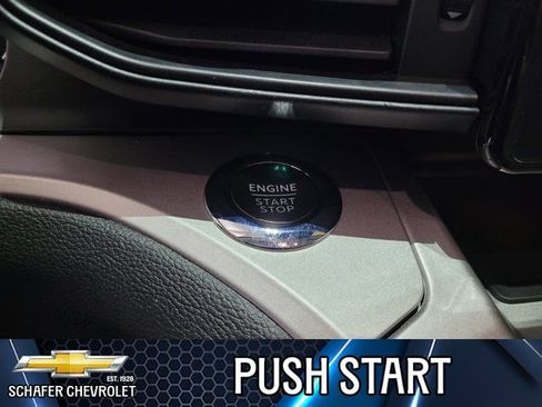 Used 2022 Ford Explorer XLT image 29