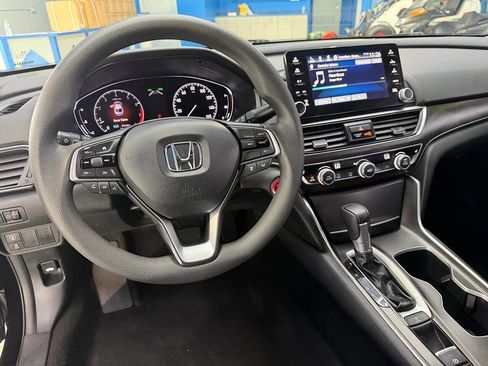 Used 2019 Honda Accord EX image 24