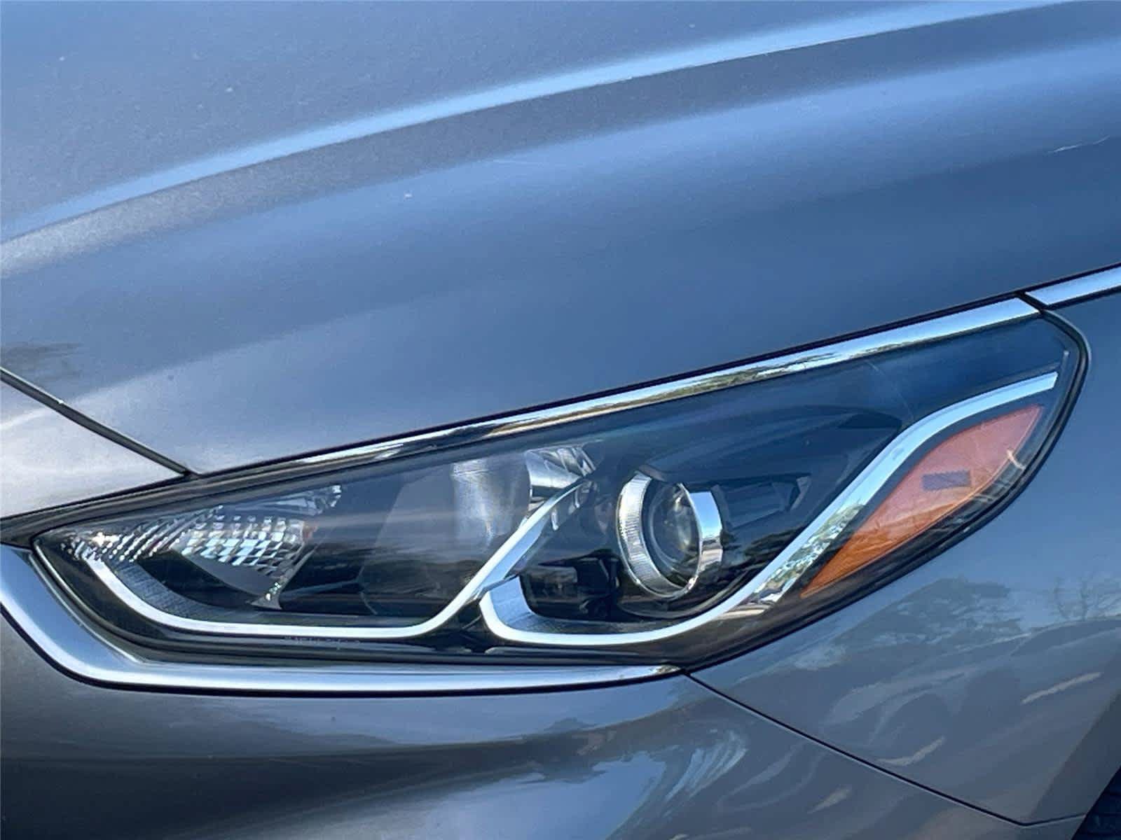 Used 2018 Hyundai Sonata SEL w/ Tech Package 02 FWD image 9