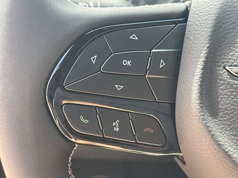 New 2025 Jeep Compass Sport image 21