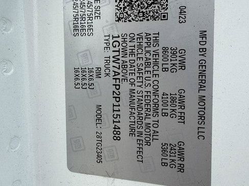 Used 2023 GMC Savana 2500 w/ Driver Convenience Package RWD image 18