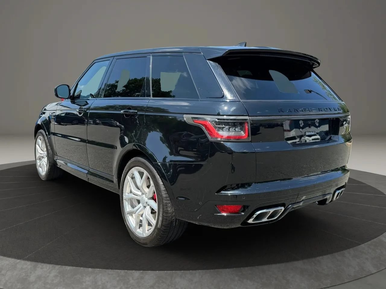 Used 2018 Land Rover Range Rover Sport SVR AWD/4WD image 7