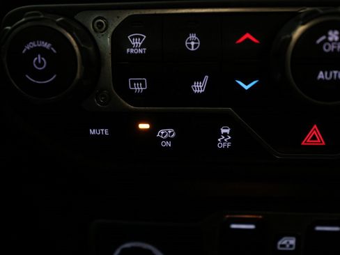 Used 2023 Jeep Wrangler Unlimited Rubicon 392 w/ Trailer Tow Package image 32