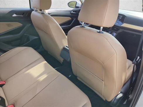 Used 2019 Volkswagen Jetta SE image 22