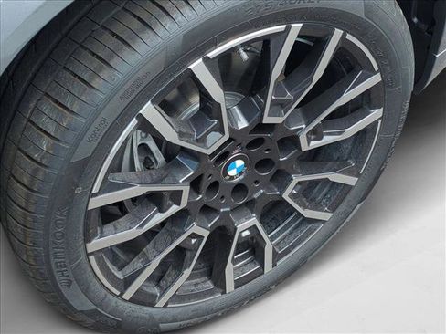 New 2026 BMW X5 xDrive40i w/ M Sport Package image 8