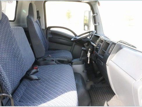 Used 2023 Chevrolet Low Cab Forward 5500XD RWD image 10