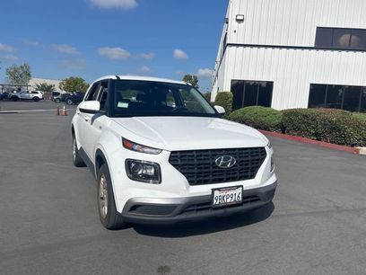 Used 2022 Hyundai Venue SE