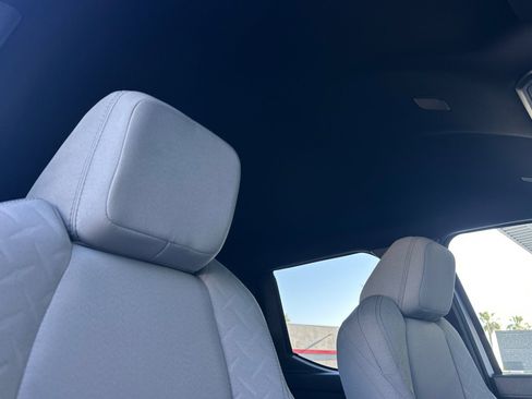 Certified 2025 Toyota Tacoma SR5 image 15