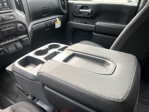 New 2026 Chevrolet Silverado 2500 Custom w/ Custom Value Package AWD/4WD image 31