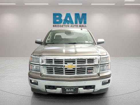 Used 2015 Chevrolet Silverado 1500 LTZ Z71 w/ LTZ Plus Package image 8