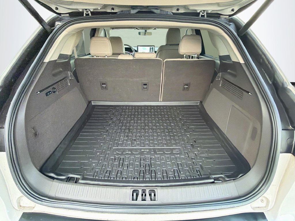 Used 2023 Lincoln Nautilus Reserve AWD/4WD image 29