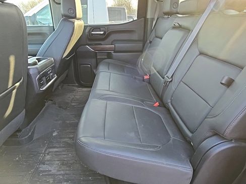 Used 2021 GMC Sierra 1500 SLT image 25