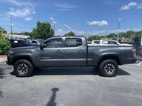 Certified 2021 Toyota Tacoma TRD Off-Road w/ Technology Package AWD/4WD image 5