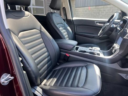 Used 2024 Ford Edge SEL w/ Convenience Package AWD/4WD image 9
