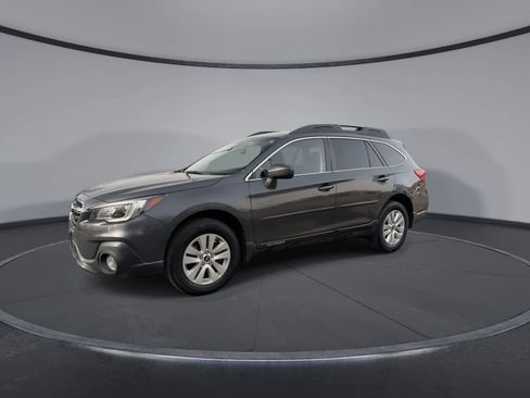 Used 2019 Subaru Outback 2.5i Premium image 4