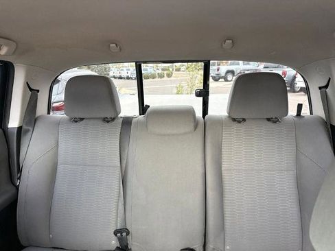 Used 2018 Toyota Tacoma SR w/ SR Convenience Package AWD/4WD image 12