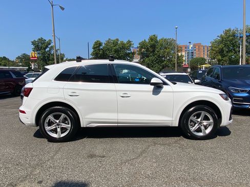 Used 2024 Audi Q5 2.0T Premium AWD/4WD image 2