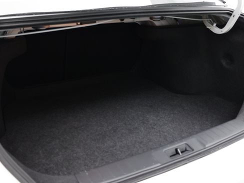 Used 2025 Nissan Sentra SV FWD image 34