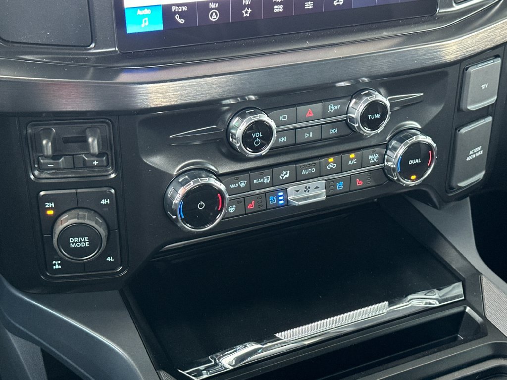 New 2026 Ford F250 Lariat w/ Black Appearance Package AWD/4WD image 19