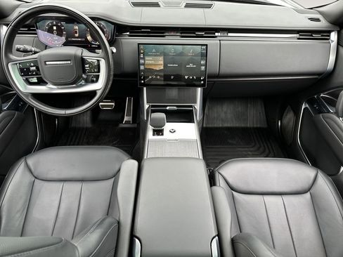 Used 2025 Land Rover Range Rover Autobiography AWD/4WD image 10