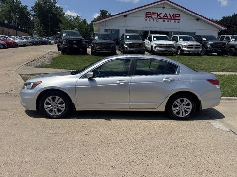 Used 2012 Honda Accord SE image 2
