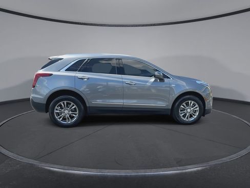 Used 2022 Cadillac XT5 Premium Luxury w/ Technology Package image 9