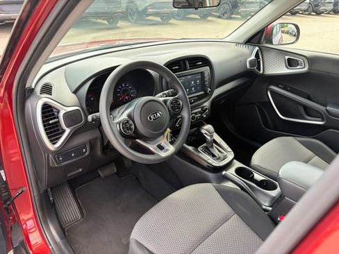 Certified 2021 Kia Soul LX FWD image 6