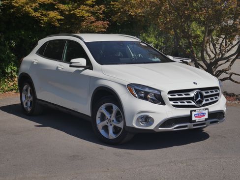 Used 2018 Mercedes-Benz GLA 250 4MATIC image 30