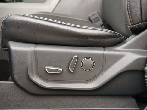 Used 2019 Ford F150 Raptor w/ Equipment Group 801A Mid image 15