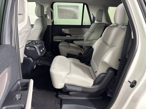 New 2026 Ford Expedition Max Active RWD image 30