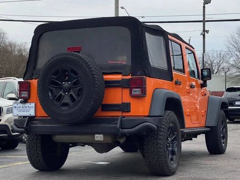Used 2013 Jeep Wrangler Unlimited Sahara AWD/4WD image 5