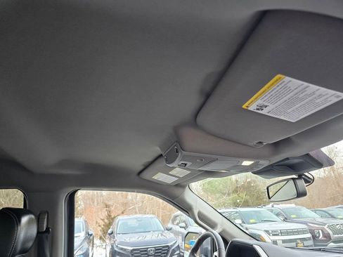 Used 2018 Ford F150 Lariat w/ Equipment Group 502A Luxury image 33