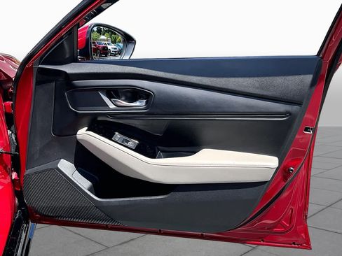 Used 2024 Honda Accord Touring image 23