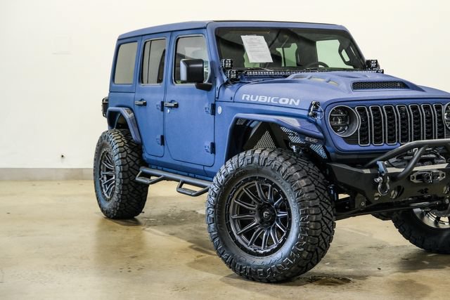 Used 2025 Jeep Wrangler Unlimited Rubicon w/ Safety Group AWD/4WD image 32