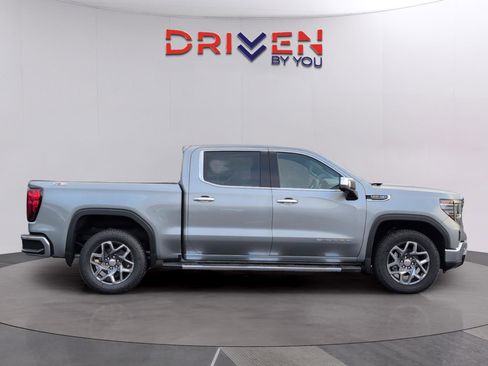 New 2026 GMC Sierra 1500 SLT w/ SLT Premium Plus Package AWD/4WD image 6