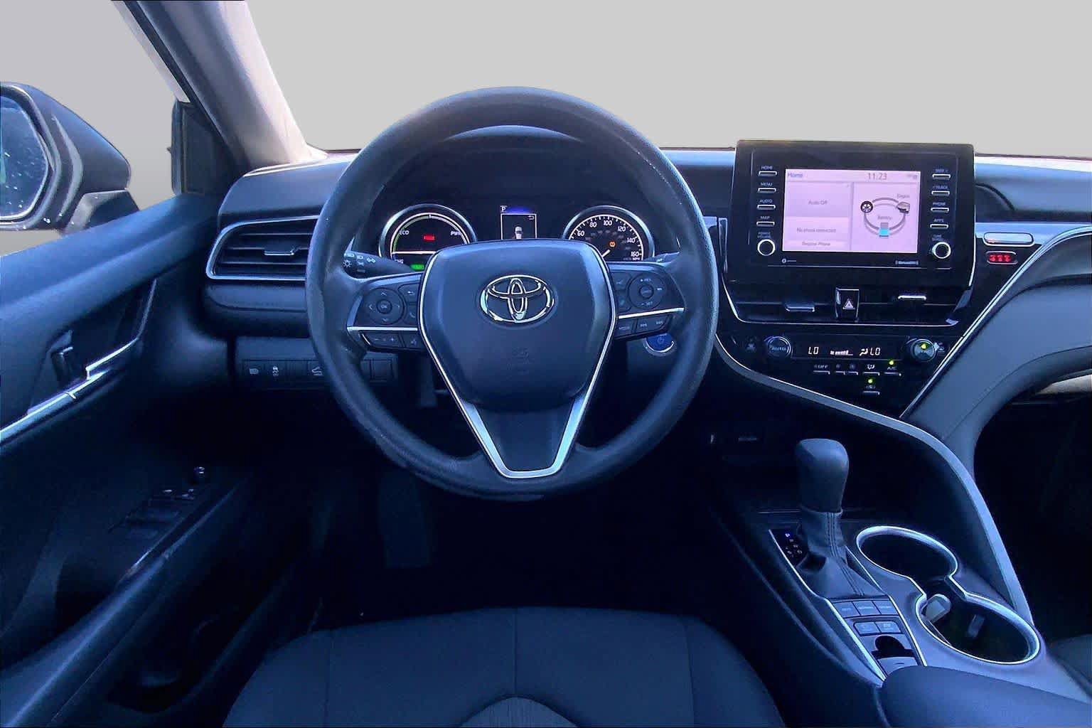 Used 2023 Toyota Camry LE FWD image 6