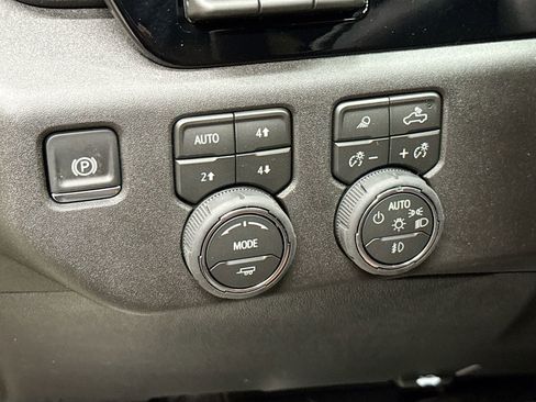 New 2026 Chevrolet Silverado 3500 High Country w/ Technology Package AWD/4WD image 13