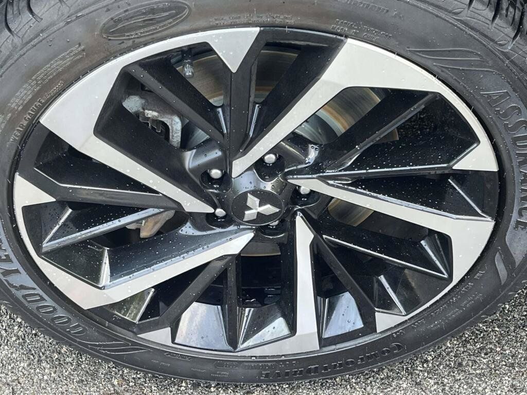 Used 2022 Mitsubishi Outlander SE AWD/4WD image 14