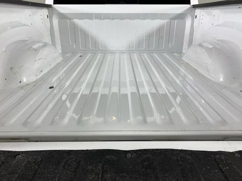 Used 2023 RAM 1500 Laramie AWD/4WD image 37