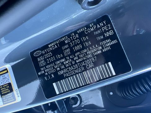 Certified 2026 Hyundai Venue SEL FWD image 30