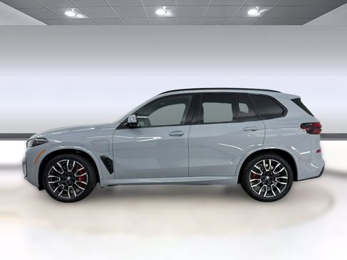 New 2026 BMW X5 xDrive50e w/ Executive Package AWD/4WD image 2