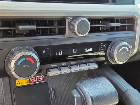 Used 2024 Toyota Tacoma TRD Off-Road image 22