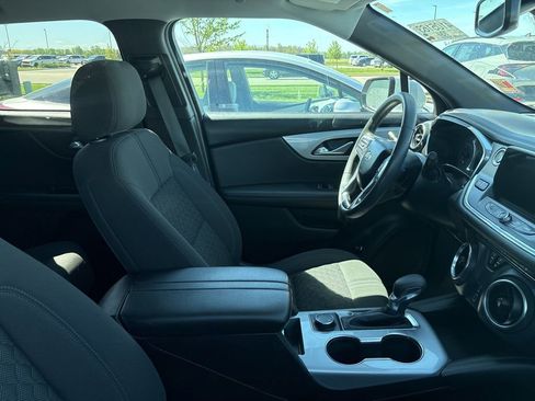 Used 2022 Chevrolet Blazer LT AWD/4WD image 25