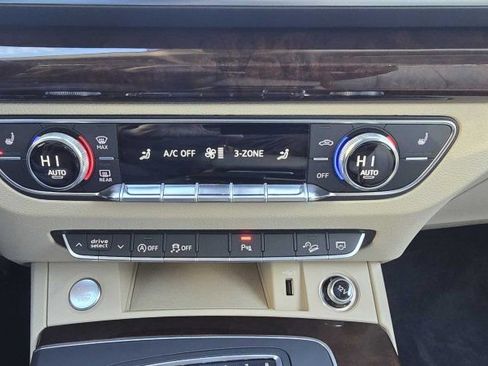 Used 2018 Audi Q5 2.0T Premium Plus w/ Premium Plus Package image 23