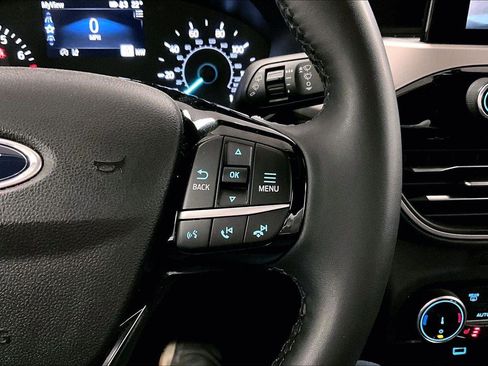 Used 2022 Ford Escape SEL image 18