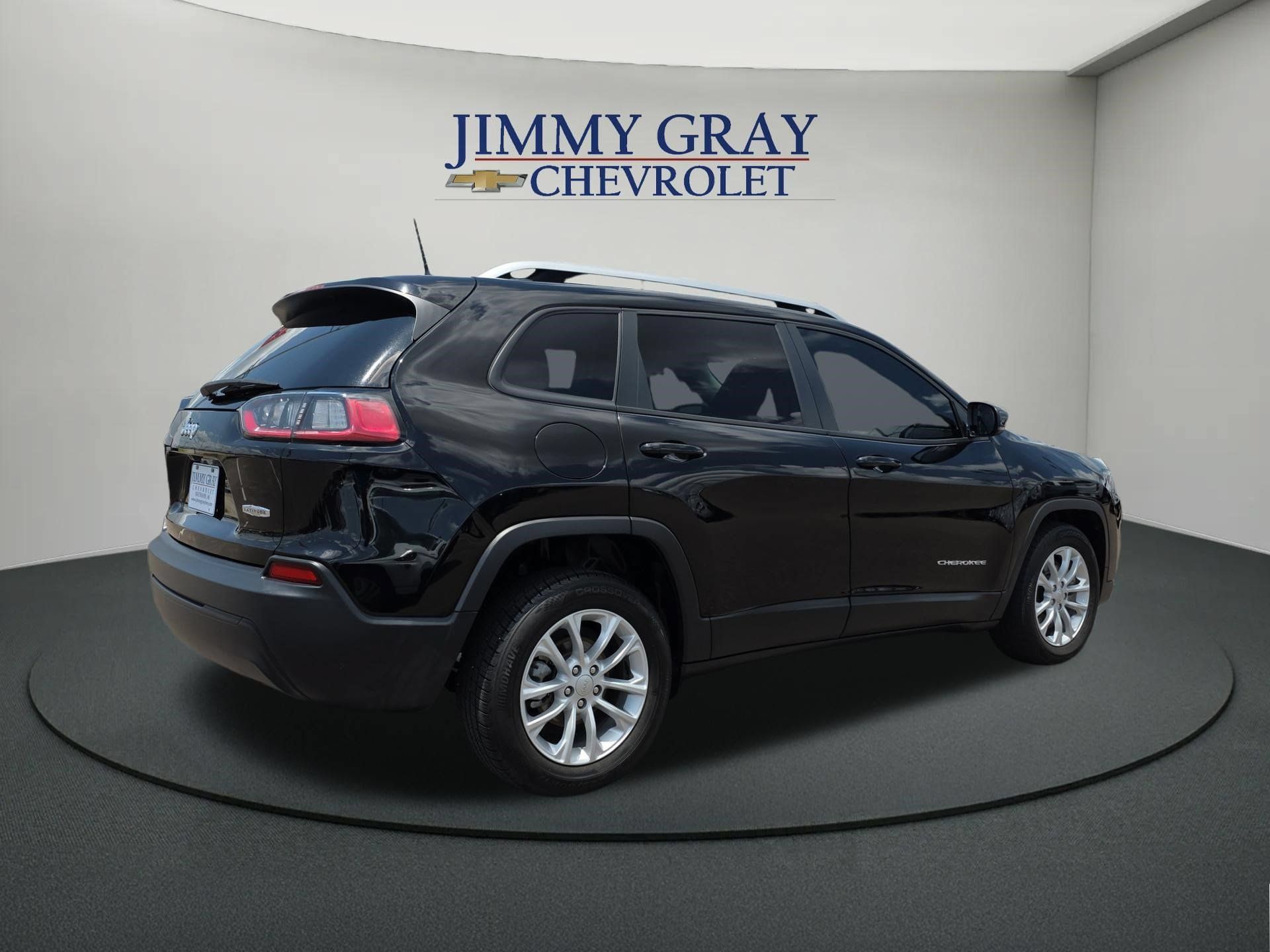 Used 2021 Jeep Cherokee Latitude FWD image 5