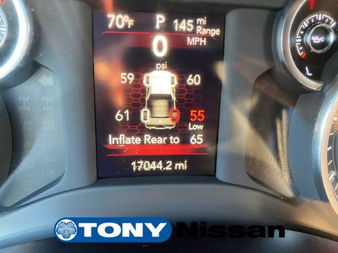 Used 2024 RAM 2500 Big Horn AWD/4WD image 15