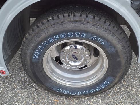 Certified 2020 Ford F350 Lariat w/ Lariat Value Package image 11